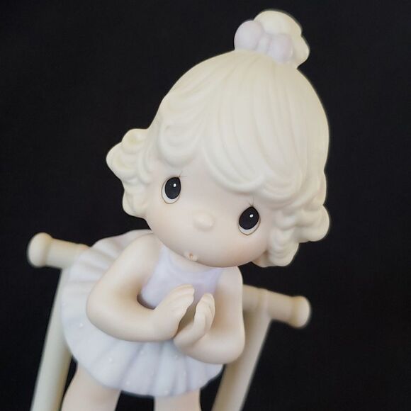 Vtg 1985 Precious Moments “Lord, Keep Me On My Toes” Porcelain Figurine #100129 - Picture 7 of 9
